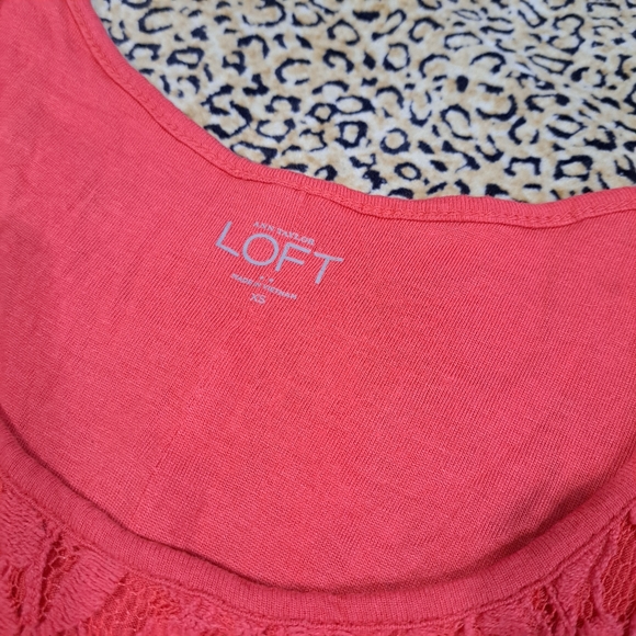 🌈ANN TAYLOR LOFT LACE PEPLUM TANK TOP-XS - Picture 2 of 6